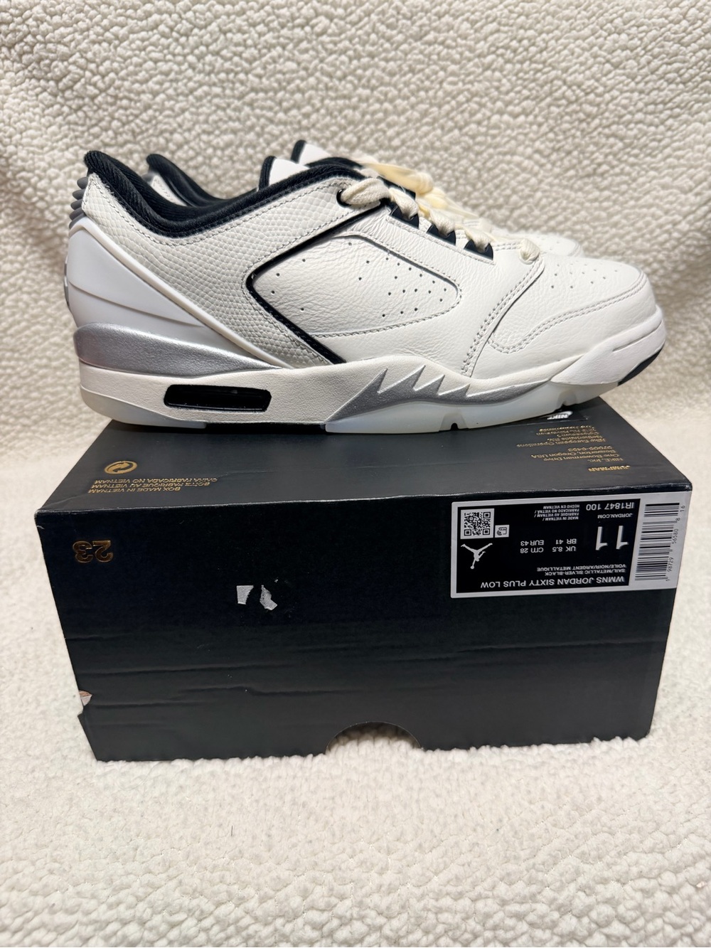 Jordan Men's Low-Top Sneakers - White/Black/Silver